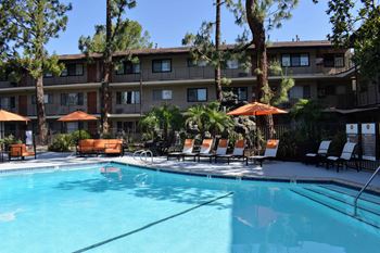 Heated swimming pool